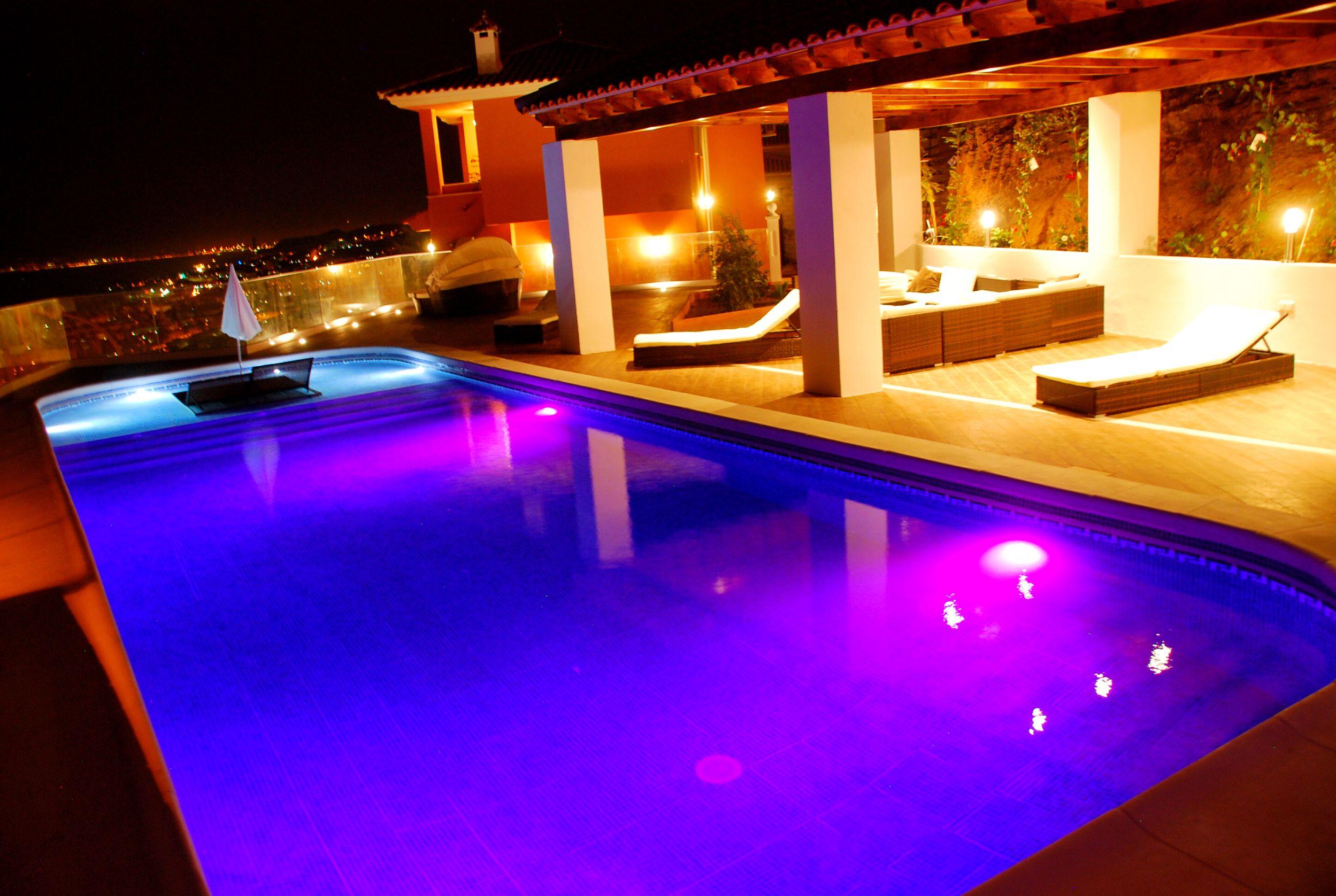 Villa for rent in Rincón de la Victoria